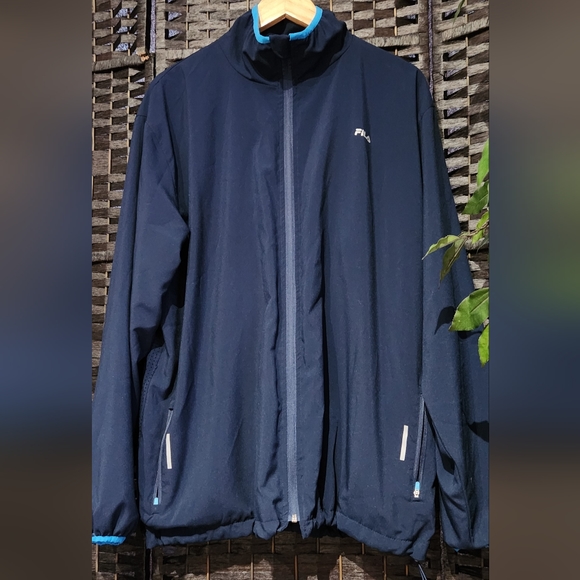 🌟2//40🌟 Fila track jacket - Picture 11 of 11